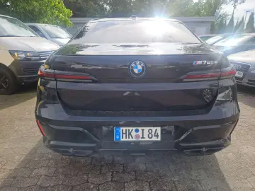 760 M760 e xDrive*M-Performance*mit allen Extras