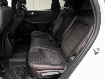 FORD KUGA ST LINE