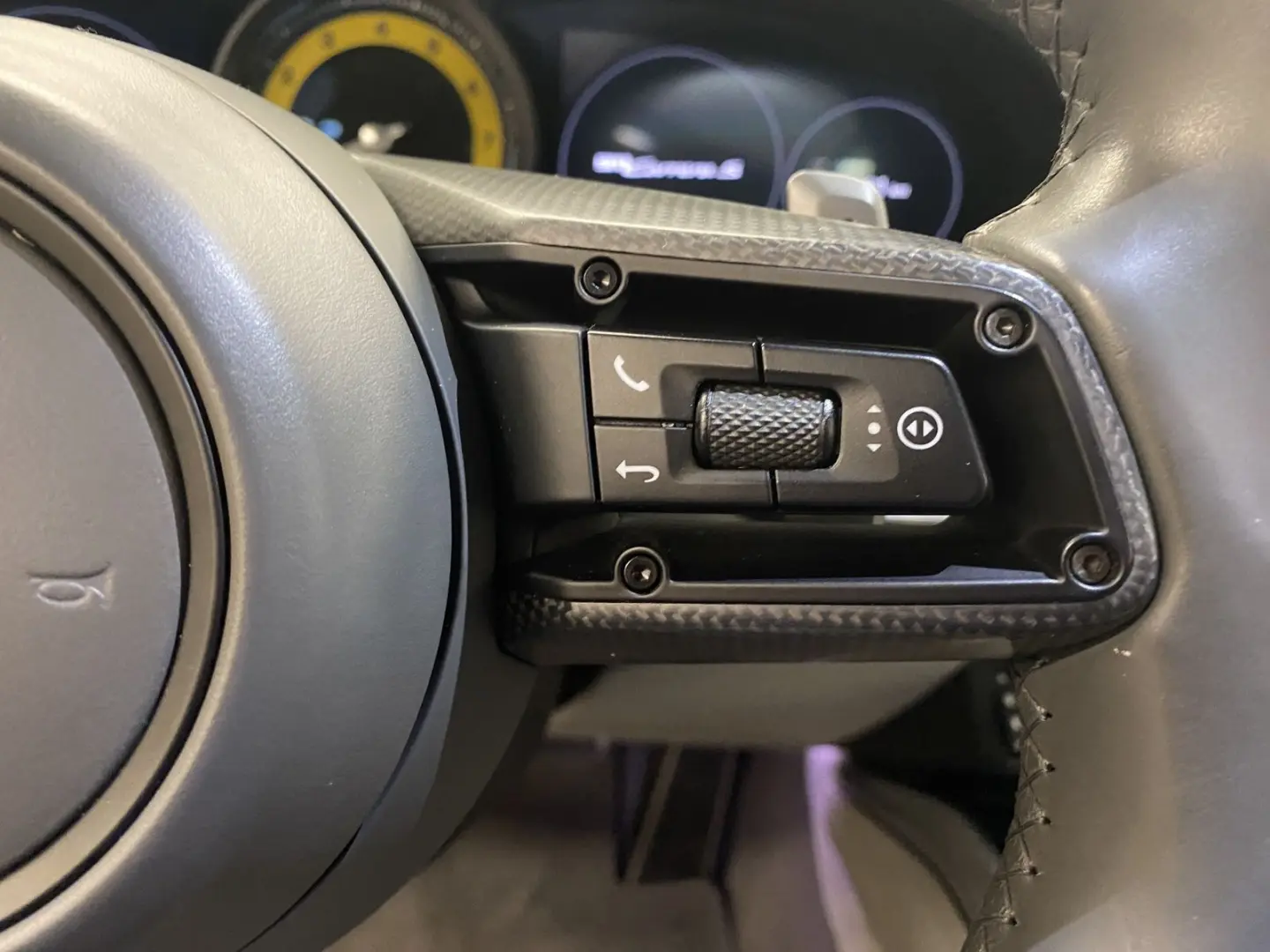 911 Carrera 4 992 Cabrio+SportDesign Paket+LED+K