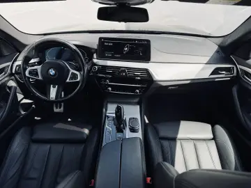 Bmw 530e X-Drive M Pachet