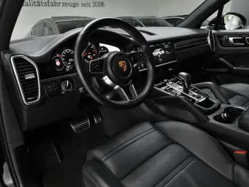 Cayenne S Softclose* Matrix LED* BOSE*
