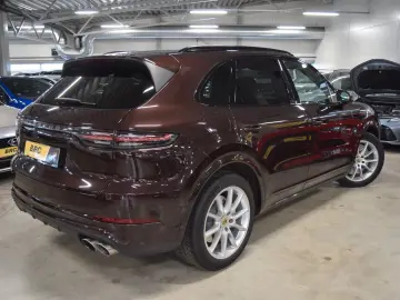 Cayenne S