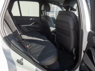 X5 xDrive 30d M-Sport AHK+360°KAM+HK+MEM+HUD