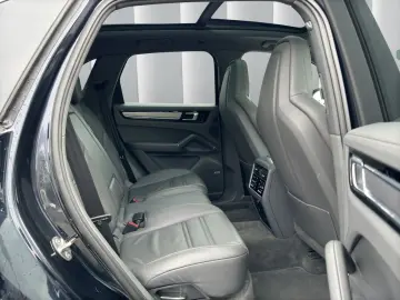 Cayenne S