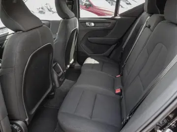 XC40 T4 2WD Essential Plug-In LED