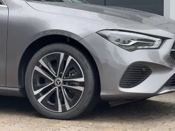 MERCEDES BENZ CLA 250e 8G-DCT Progressive Line LEASING