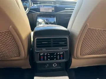 Q8 50 TDI qu S-LINE MATRIX-LED NAVI+ LUFT PANO  