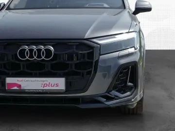 Q7 SUV 55 TFSIe qu. S line Air B&O HuD Pano
