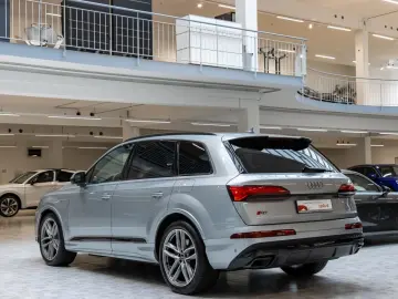 Q7 S line 55 TFSI e quattro tiptronic AHK AIR