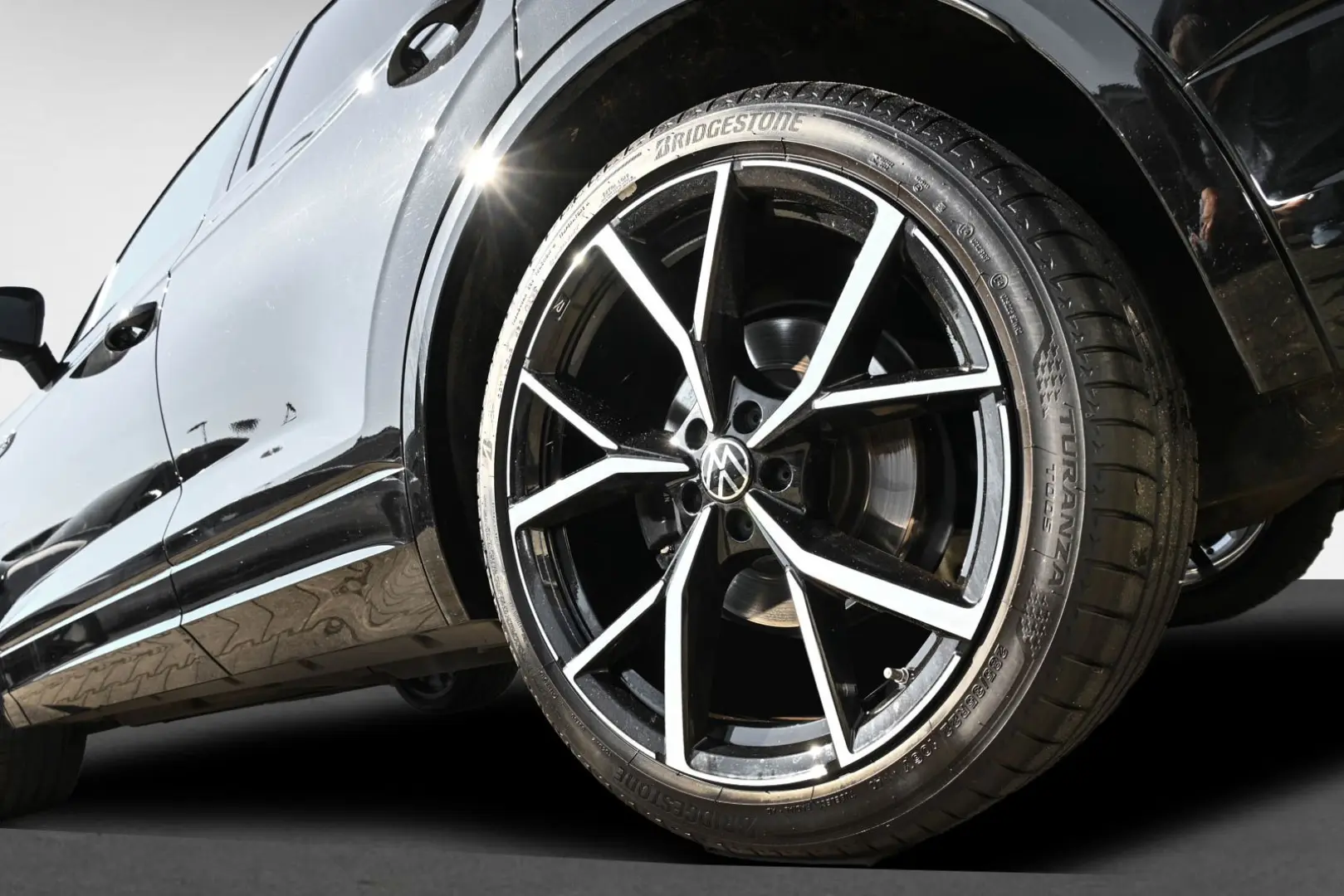 Touareg R-Line 3,0 l TDI 4MOTION tiptronic  Navi