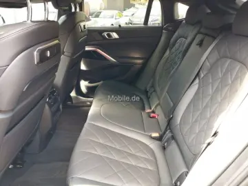 X6 xDrive40i M Sport / NP= 123.390,- / Komforts