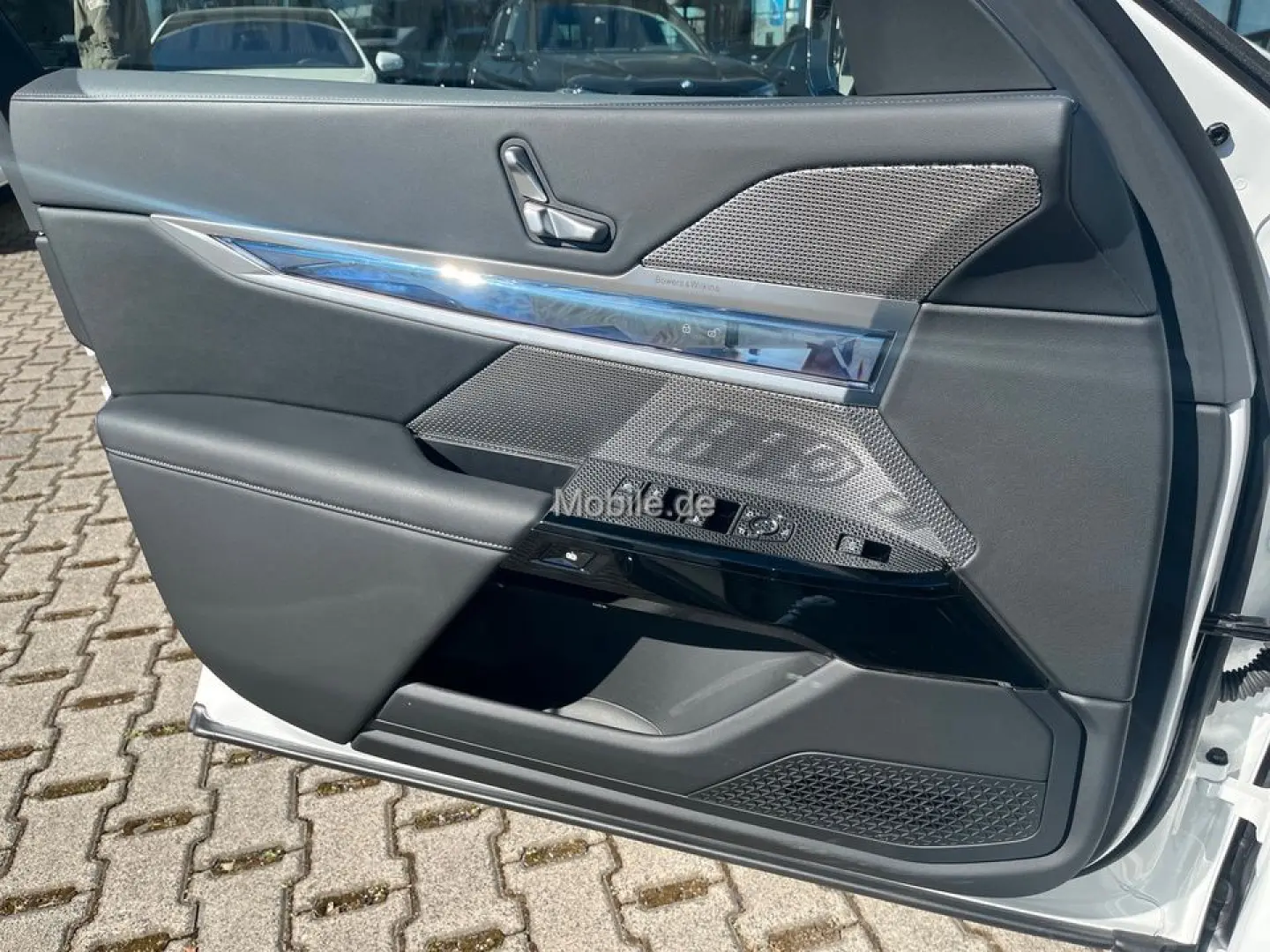 740d xDrive M Sport 21