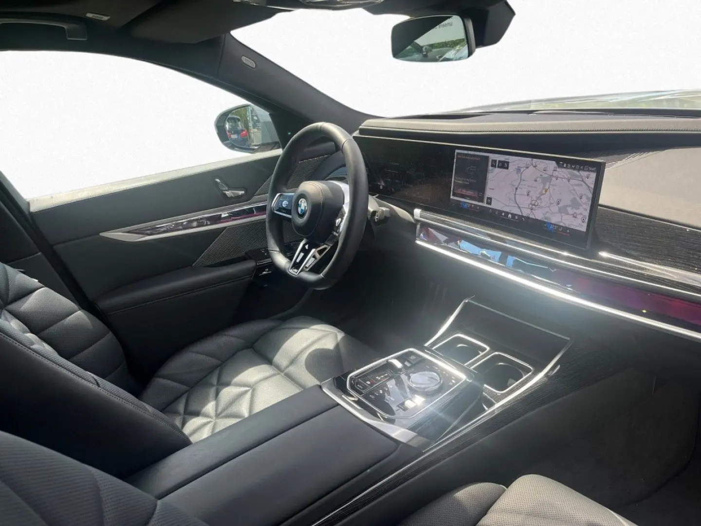 740d xDrive M-Sport SkyLou Found-Ent. Iconic 21