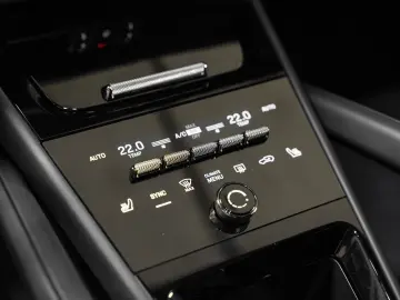Cayenne E-Hybrid PASM BOSE Sport Chrono Panorama