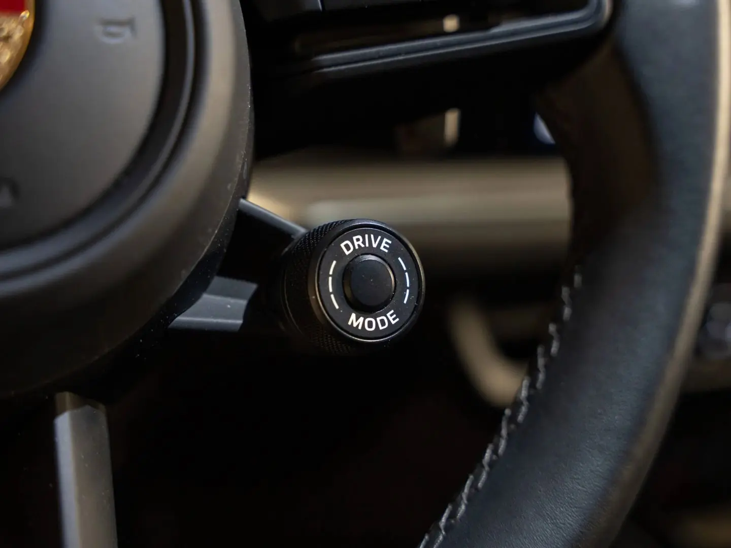 Cayenne E-Hybrid Beifahrerdisplay Massagesitze