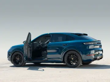 Cayenne E-Hybrid Coupe InnoDrive 21-Zoll AHK