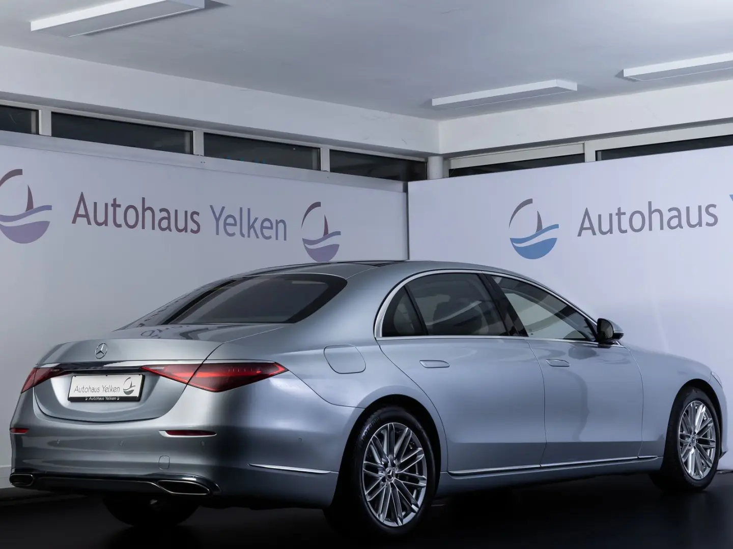 S 580 4Matic L AHK*STD-HZ*PANO*CHAUFFEUR*D-LIGHT