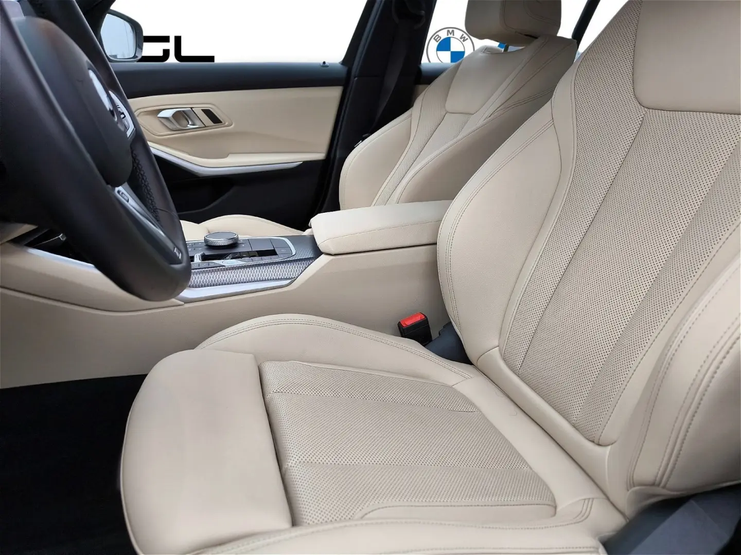330e xDrive Touring M Sportpaket Head-Up HiFi