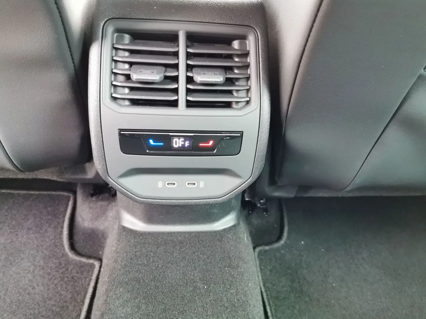 Formentor 1.5 TSI LED PDC Beats ACC MFL FLA LM