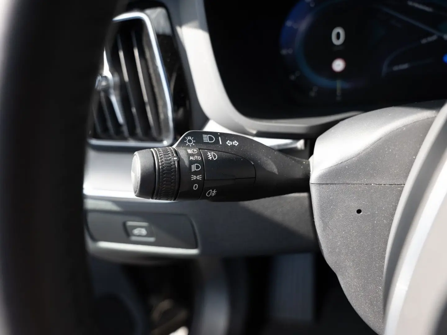 XC60 B4 Core 1Hd. LED STANDHZ FACEL. W-LAN NAVI