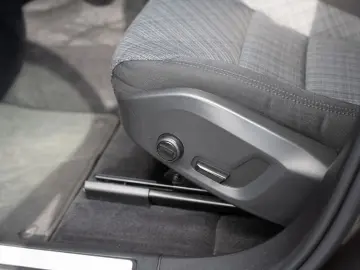 XC60 B4 Core 1Hd. LED STANDHZ FACEL. W-LAN NAVI