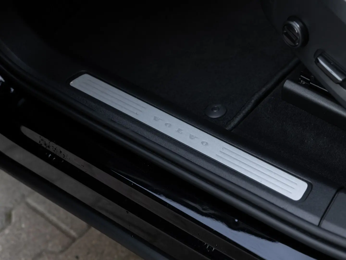 XC60 D4 Momentum Pro