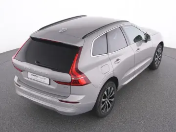 XC60 B4 Core PAP+DAB+FAP+MET+WP+LM 19''+NAVI+LED