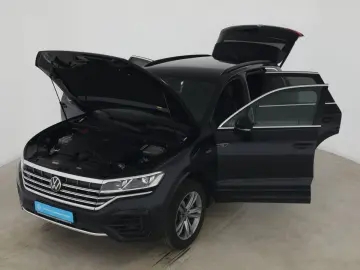 Touareg R-Line 3.0 TSI DSG AHK RFK HUD 360Grad 1