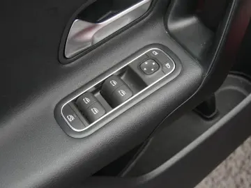 CLA 250e |NAVI|KAM|MBUX|PTS|SHZ|LM|Tempomat|AUT