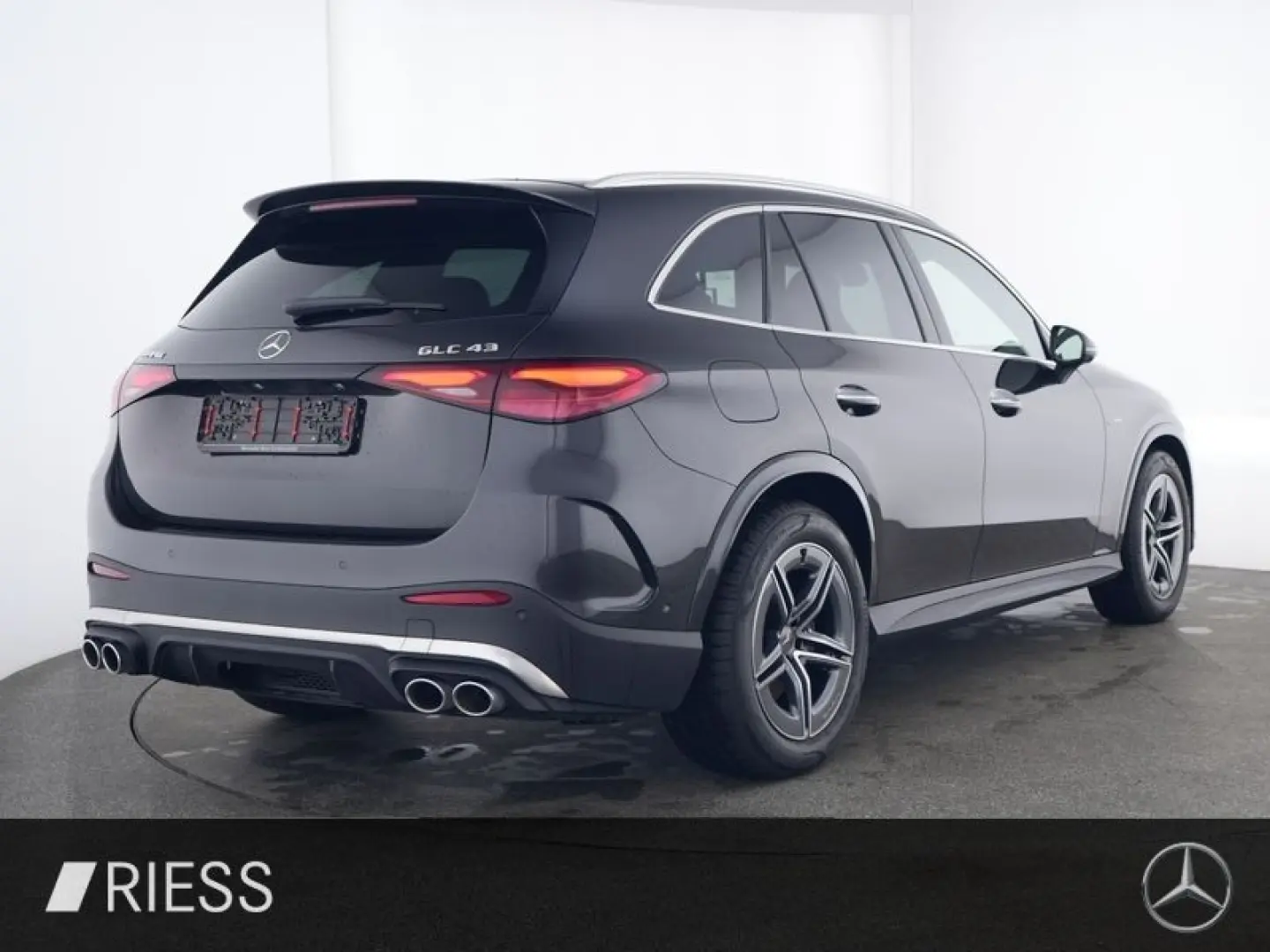 GLC 43 AMG 4M AMG Perf. Sitzpaket Pano AHK Memo