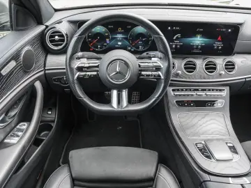 E 300 de AMG Rückfahrkamera MBUX Multibeam-LED