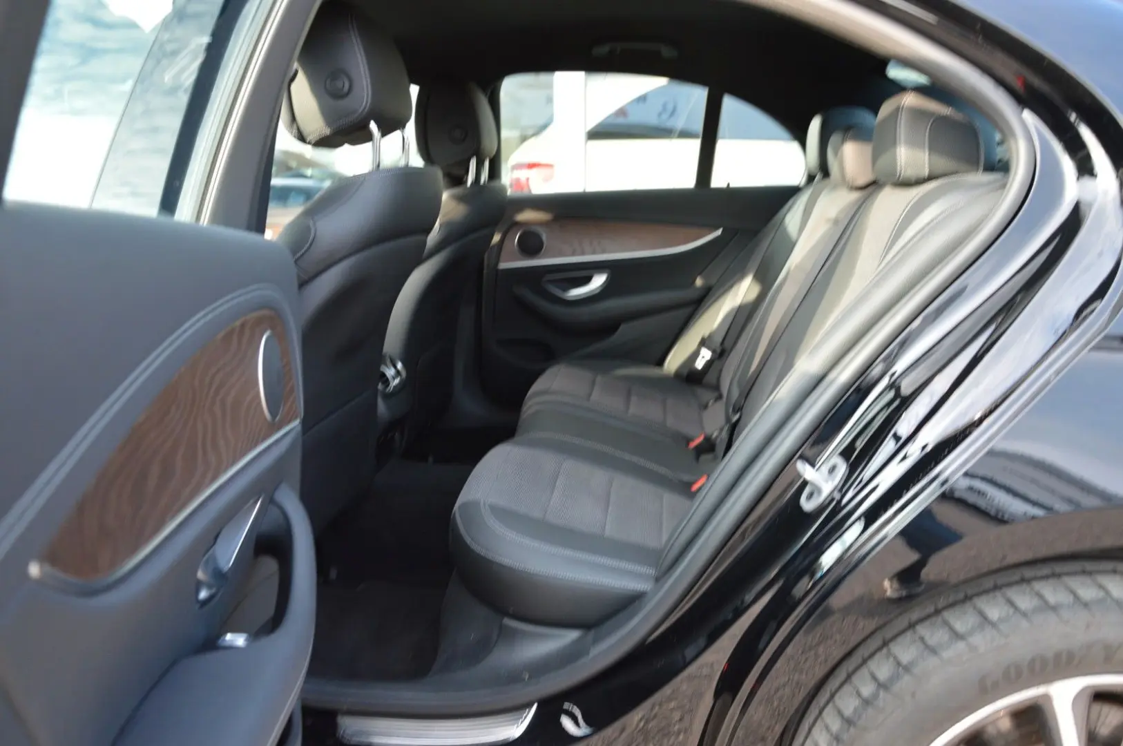 E 300 de 4M AVANTGARDE EXCLUSIVE*HUD*360*DISTRON