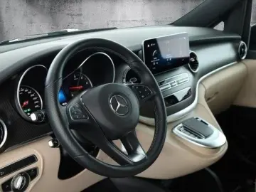 V 300 d 4M AVANTGARDE *LANG*AMG*ACC*KAMERA*PANO
