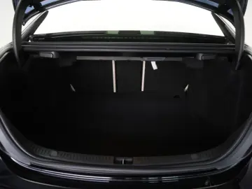 E 300 9G-Tronic AMG Navi/Leder/Temp/Kamera/HUD/P