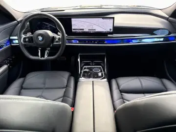 740d xDrv M Sport Fond TV StHz AHK PaPr DaPr SKY
