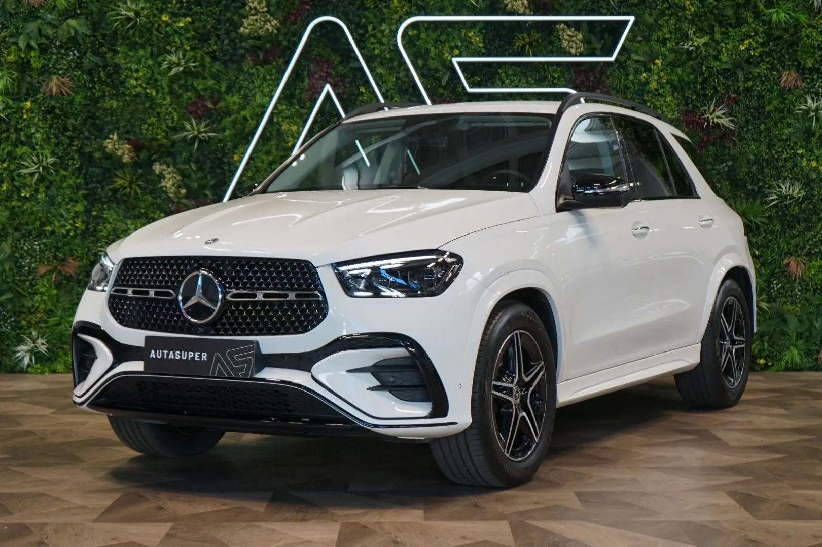 GLE 300d 4M*AMG*VZDUCH*BURM*360*70.826€ NETTO