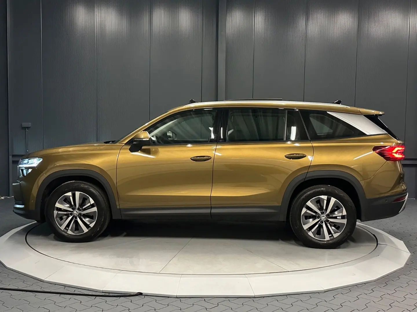 Kodiaq 2.0 TDI 4x4 Selection*7-SITZ*PANORAMA*AHK
