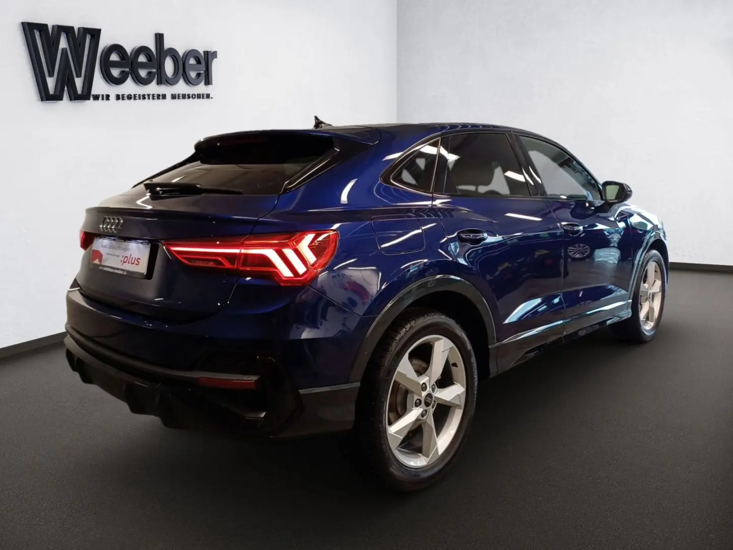 Q3 Sportback S-Line 19 AHK MATRIX NAVI PANO RFK