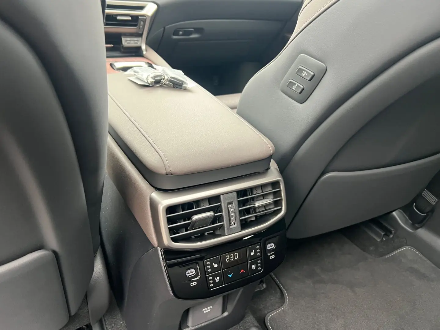 Lexus RX 450 h+E-Four Luxury.360 Kamera.AWD