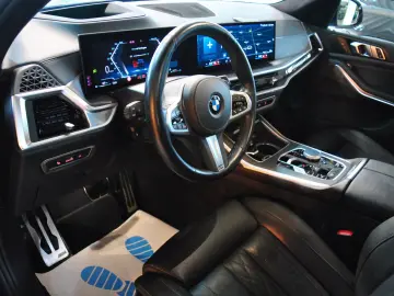 X7 xDrive 40 d M Sport Carbon-schwarz