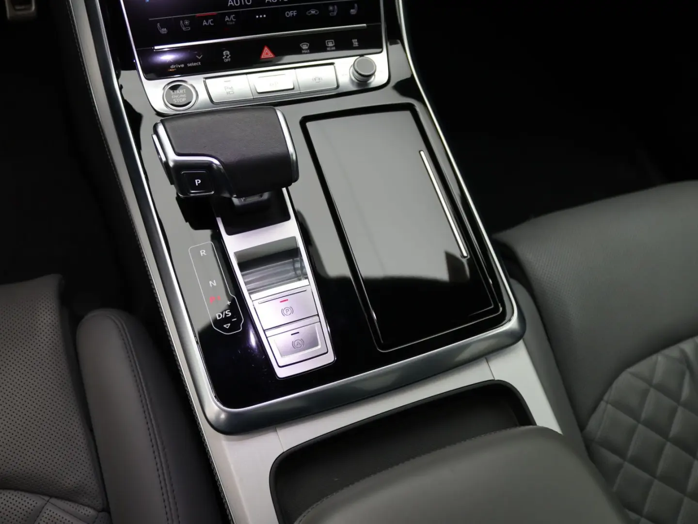 Q8 S-Line select 50TDI quattro / Pano, HD-Matrix
