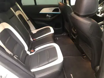GLE 63 S 4MATIC+ *PANORAMA*NIGHTP*VMAX*KEYGO