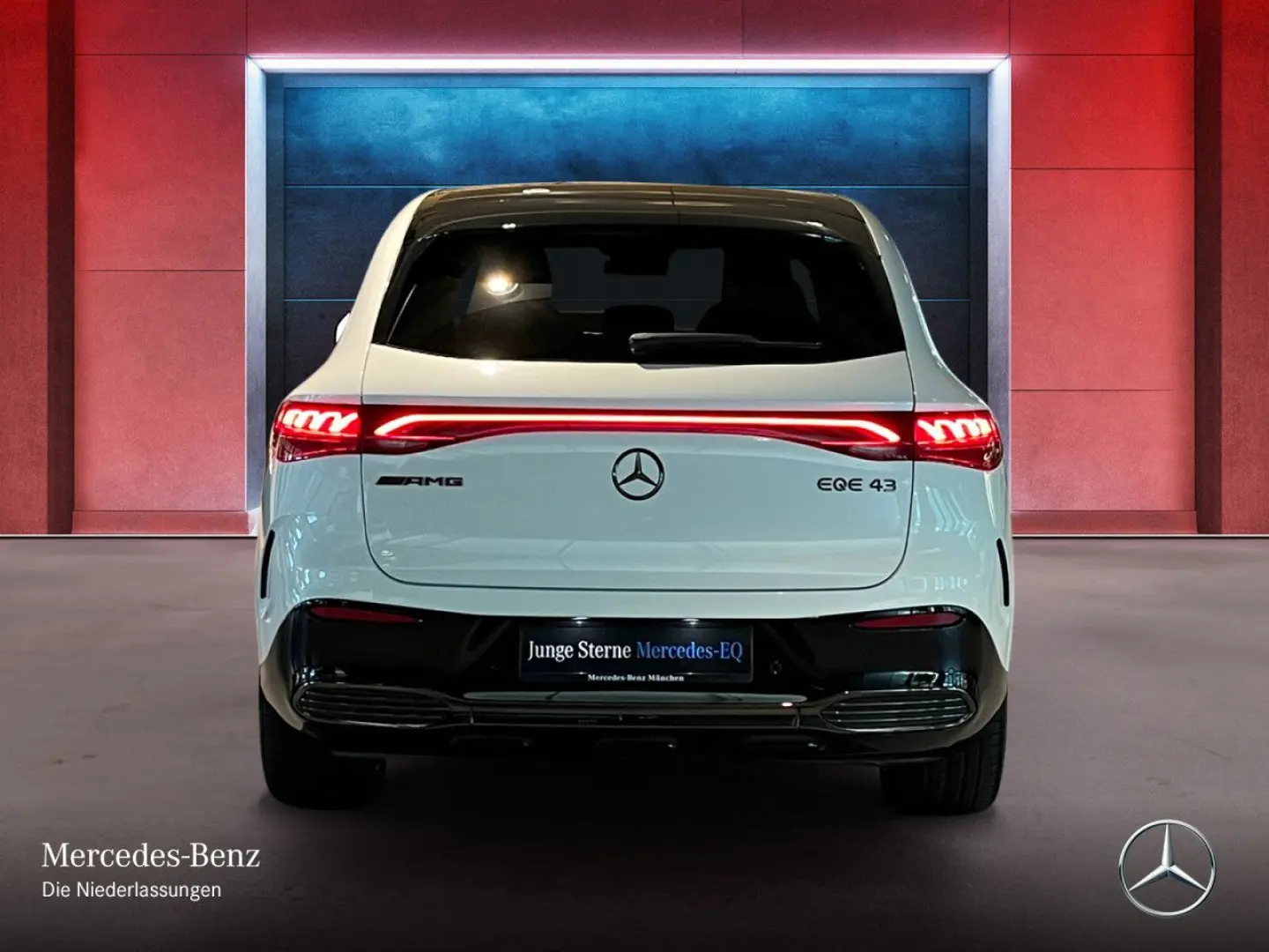 EQE 43 AMG SUV PREMIUM +/HYPER/AHK/21