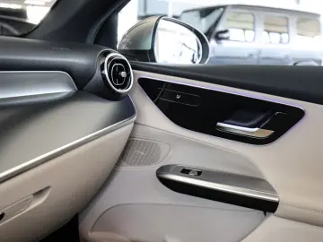 GLC 300 e 4M Coupé Avantgarde Advanced Distr. LE