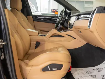 Porsche Cayenne 3.0 V6 Turbo Tiptronic