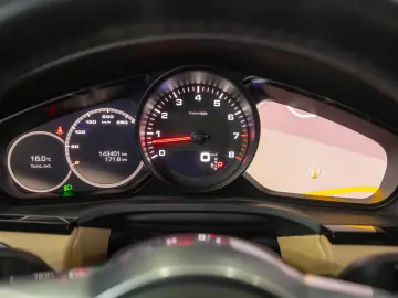 Porsche Cayenne 3.0 V6 Turbo Tiptronic