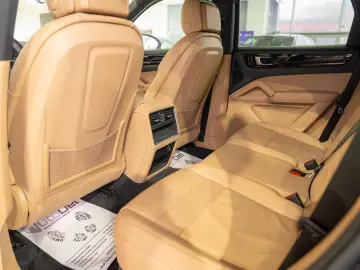 Porsche Cayenne 3.0 V6 Turbo Tiptronic