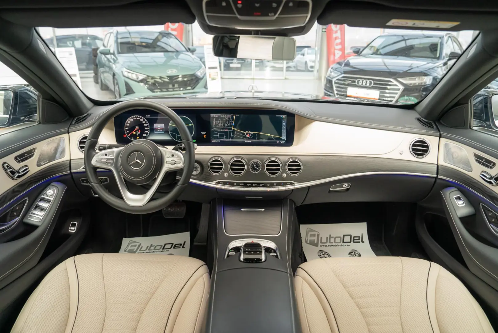 Mercedes-Benz S-Class S560 V8 4MATIC 9G-Tronic