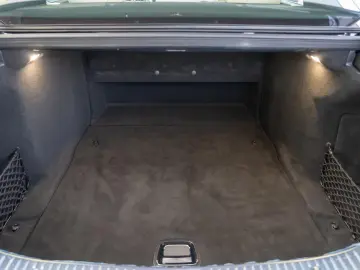 Mercedes-Benz S-Class S560 V8 4MATIC 9G-Tronic