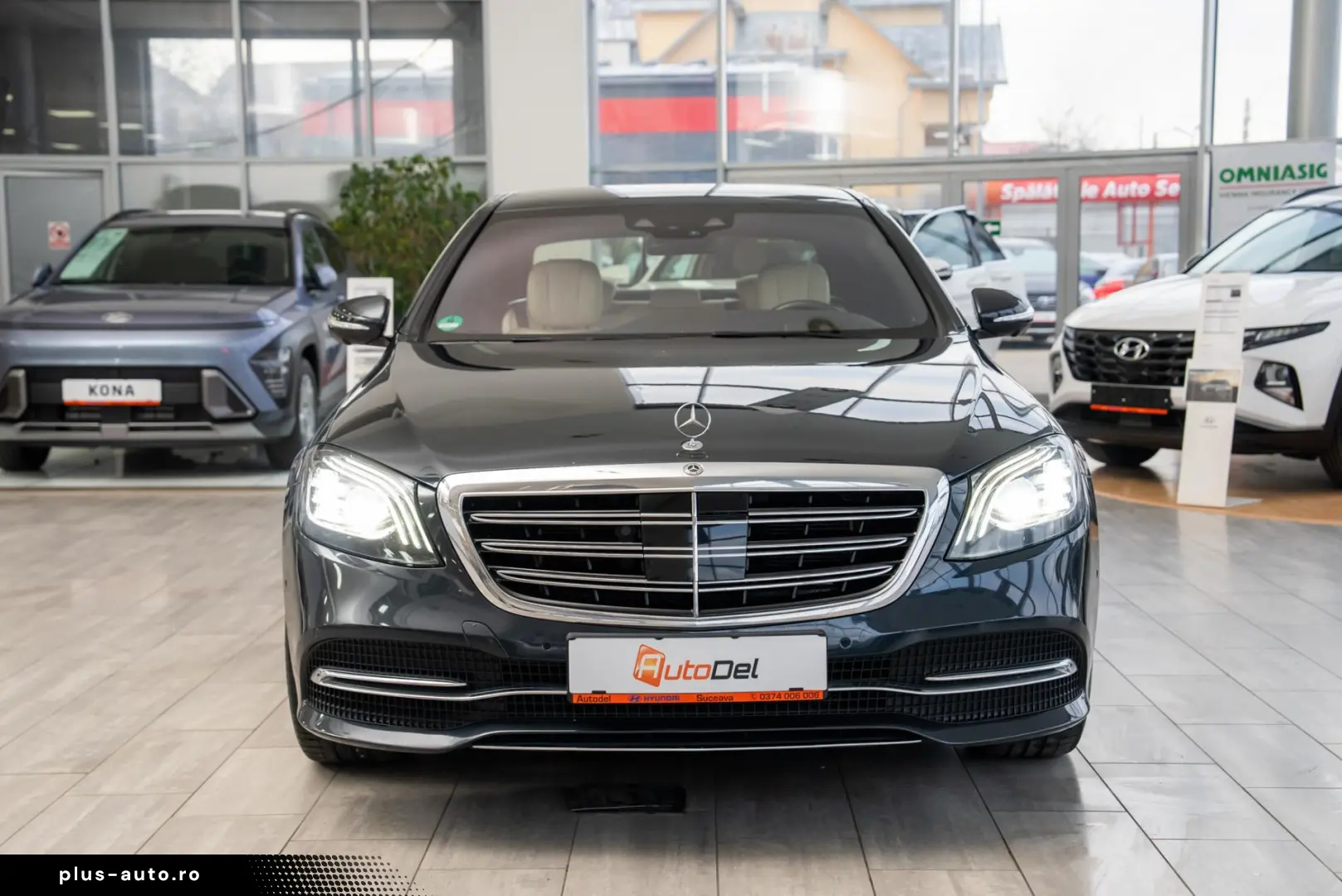 Mercedes-Benz S-Class S560 V8 4MATIC 9G-Tronic